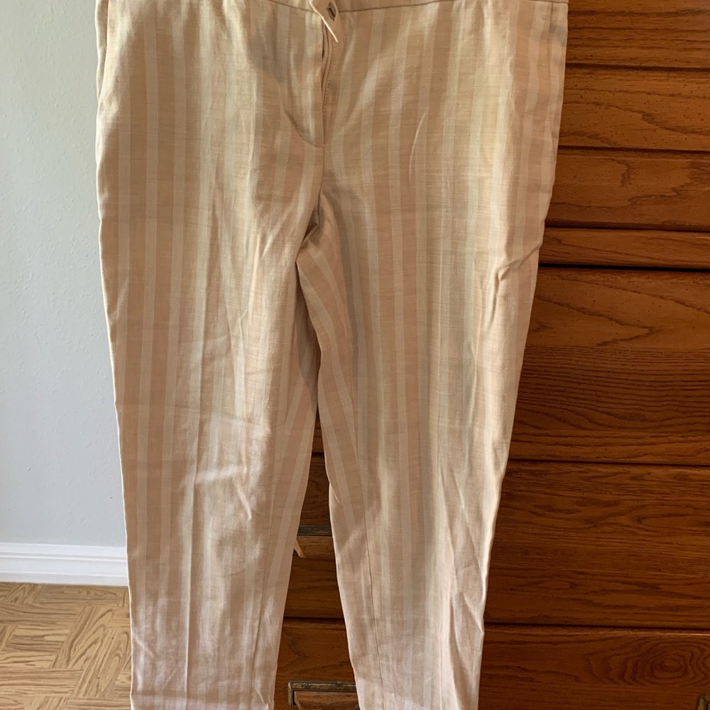 New Ann Taylor tailored ankle pant size 2